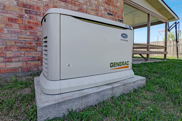 2302 Doverglen Drive, Missouri City, TX 77489