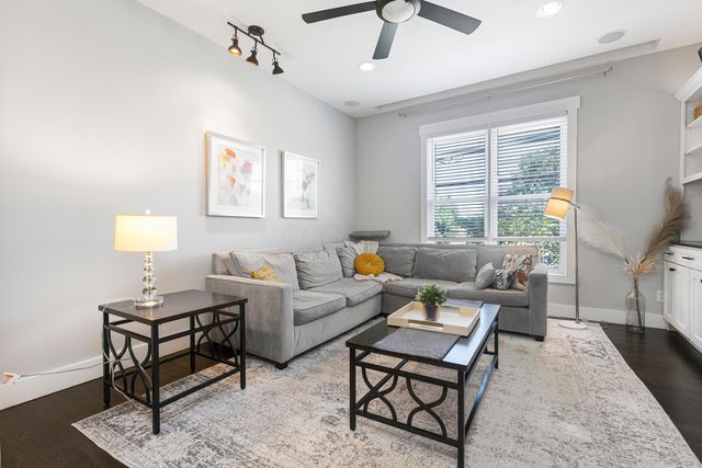 185 E 2nd Avenue, Columbus, OH 43201