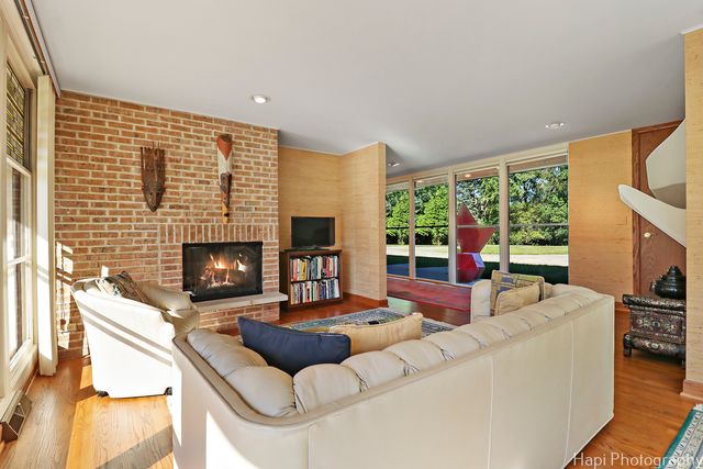 80 Meadow Hill Road, Barrington Hills, IL 60010