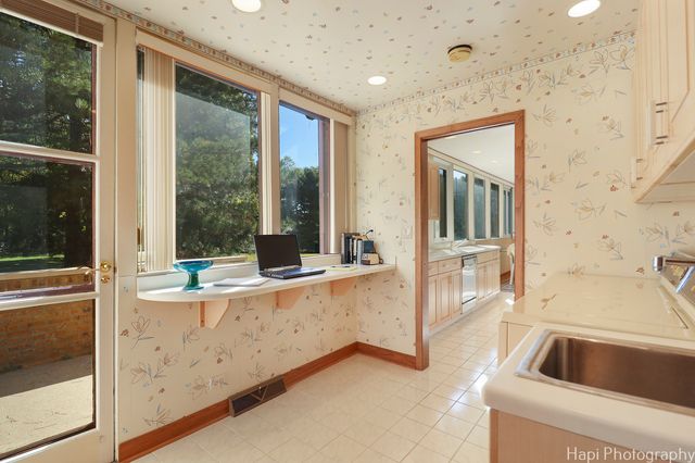 80 Meadow Hill Road, Barrington Hills, IL 60010
