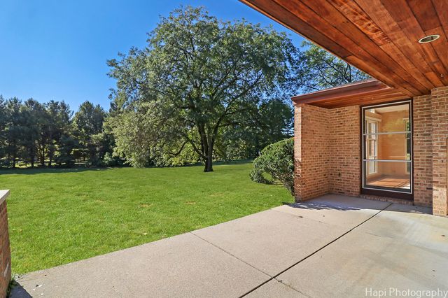 80 Meadow Hill Road, Barrington Hills, IL 60010