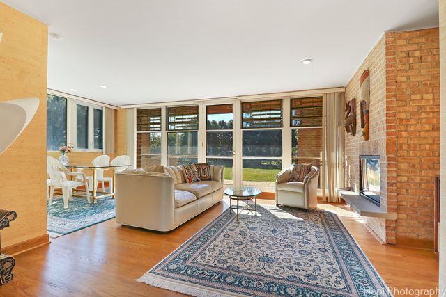 80 Meadow Hill Road, Barrington Hills, IL 60010