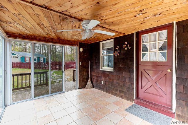 4585 S Buffalo Street, Orchard Park, NY 14127