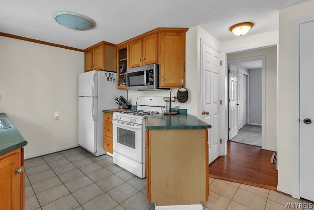 4585 S Buffalo Street, Orchard Park, NY 14127