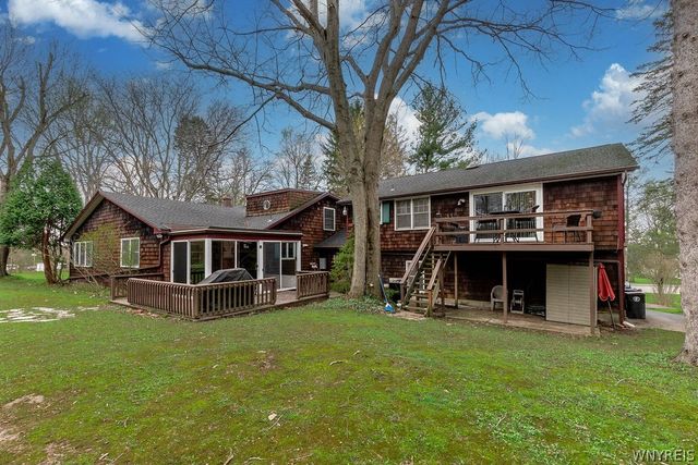 4585 S Buffalo Street, Orchard Park, NY 14127
