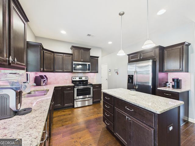 783 Sweetbay Parkway, Hamilton, GA 31811