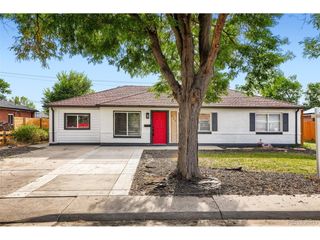 935 Quari St, Aurora, CO 80011
