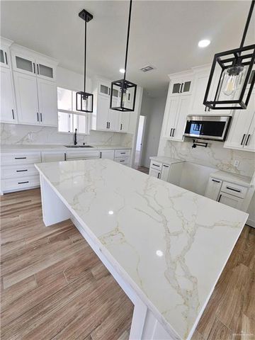 5446 Jay Lane, Weslaco, TX 78599