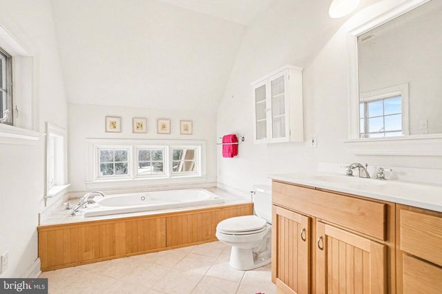 2020 KNIGHTS VIEW RD, Wrightsville, PA 17368