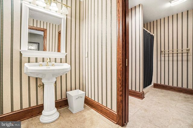 2020 KNIGHTS VIEW RD, Wrightsville, PA 17368