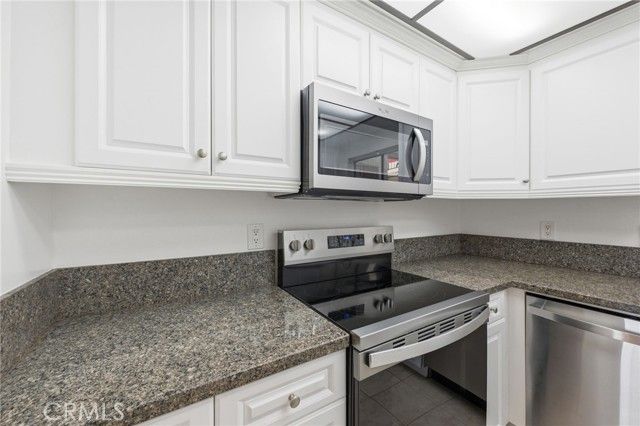 3243 San Amadeo 1F, Laguna Woods, CA 92637