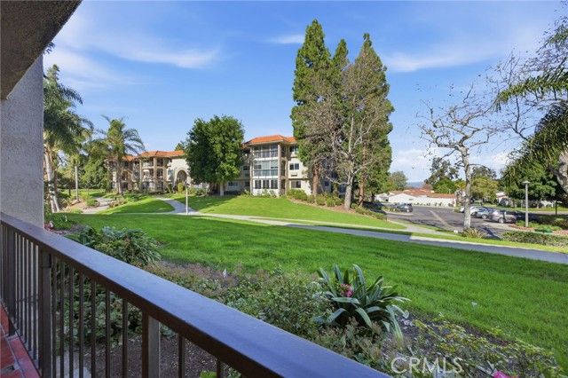 3243 San Amadeo 1F, Laguna Woods, CA 92637