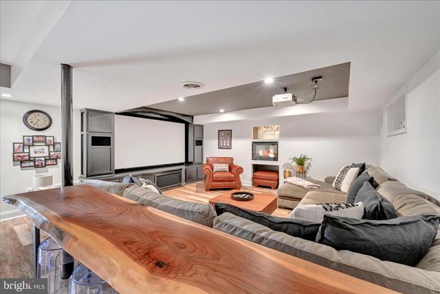 120 COVENTRY LN, Reading, PA 19610