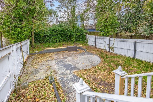 40 Webster AVE, Portsmouth, VA 23704