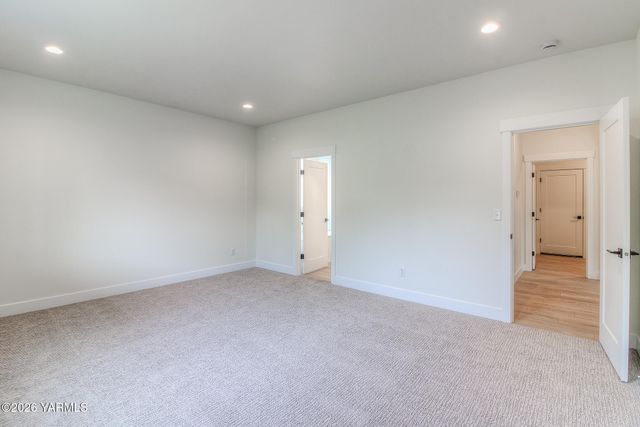 404 N 90th Ave, Yakima, WA 98908