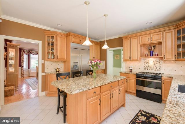 1198 CARRIE LN, West Chester, PA 19382