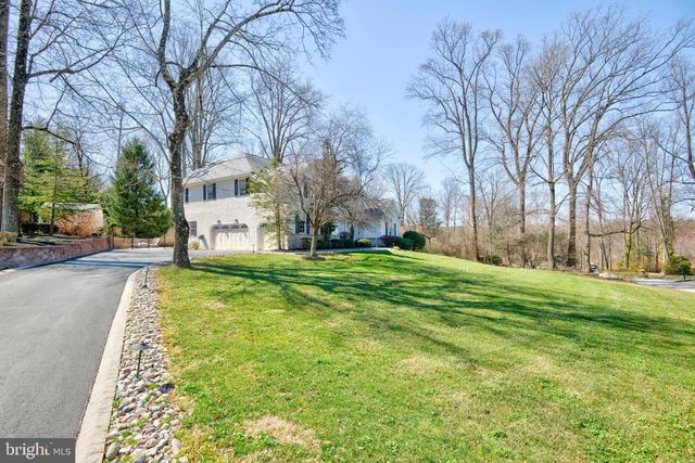 1198 CARRIE LN, West Chester, PA 19382