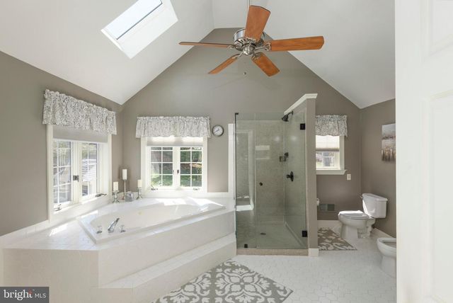 1198 CARRIE LN, West Chester, PA 19382