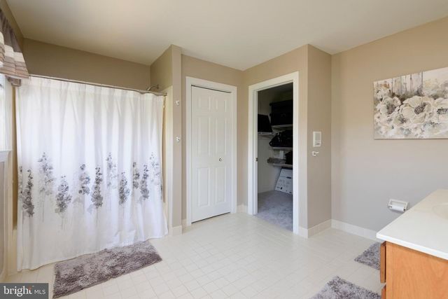 1198 CARRIE LN, West Chester, PA 19382