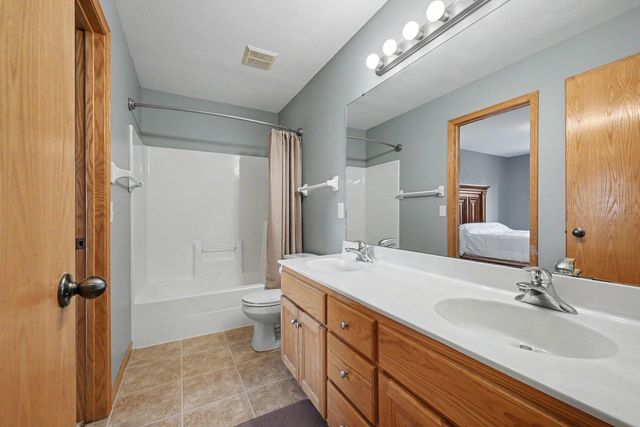 1374 Waters Way, Watertown, MN 55388
