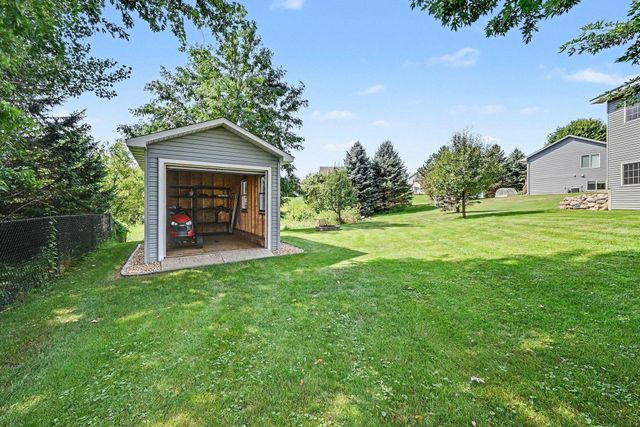 1374 Waters Way, Watertown, MN 55388
