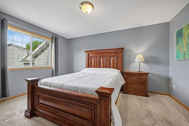 1374 Waters Way, Watertown, MN 55388