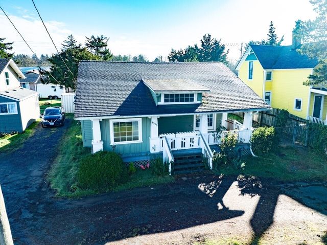 4506 Pacific Way, Seaview, WA 98644