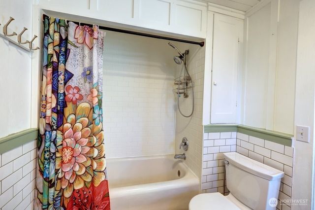 4506 Pacific Way, Seaview, WA 98644