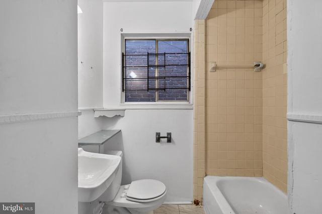 1102 K ST SE, Washington, DC 20003