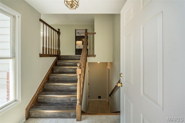 2237 Ole Castle Court, Chesterfield, MO 63017