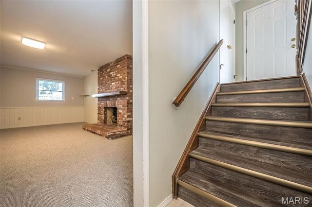 2237 Ole Castle Court, Chesterfield, MO 63017