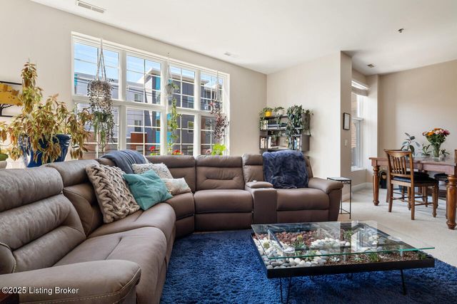 2011 Frankfort Ave, 204, Louisville, KY 40206