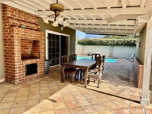 6552 Aqueduct Avenue, Van Nuys (los Angeles), CA 91406