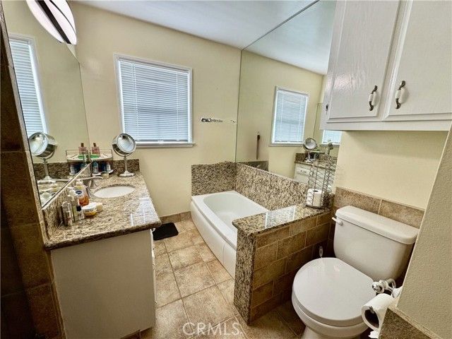 6552 Aqueduct Avenue, Van Nuys (los Angeles), CA 91406