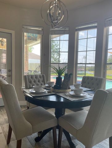 2006 Pebble Lane, Friendswood, TX 77546