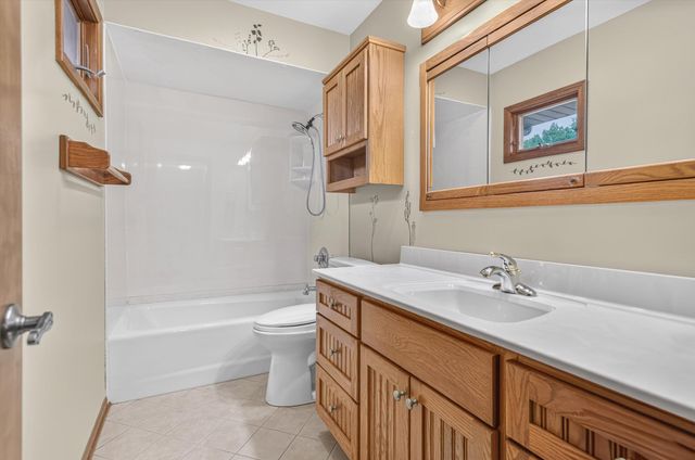 9838 Redbud Road, Munster, IN 46321