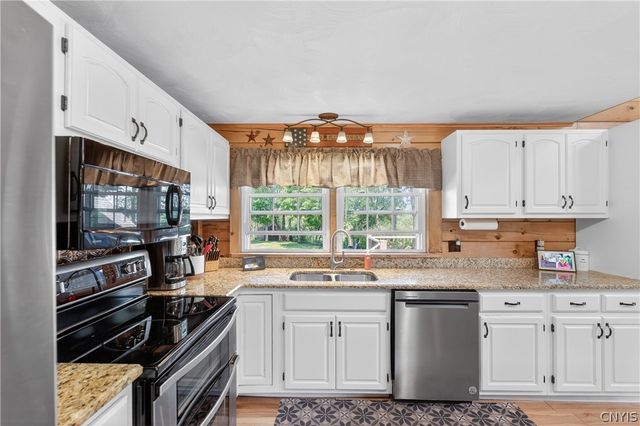 7101 Ives Road, Marcy, NY 13403