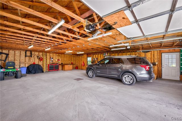 7101 Ives Road, Marcy, NY 13403