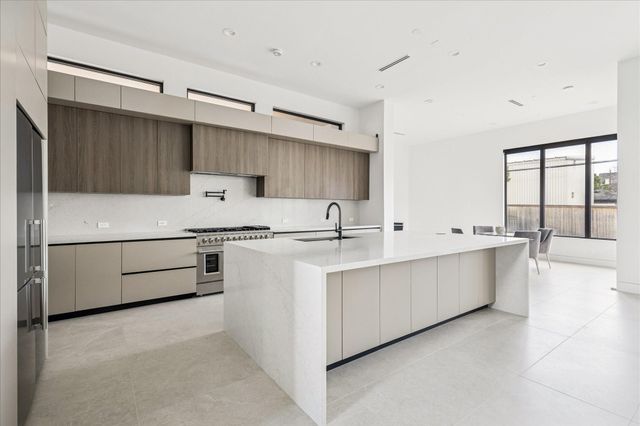 1730 Bayram Drive, Houston, TX 77055