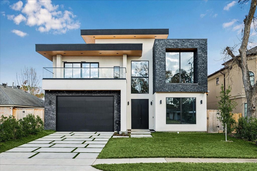 1730 Bayram Drive, Houston, TX 77055