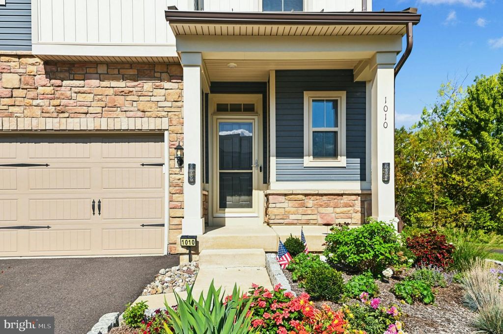 1010 MARQUIS LN, JAMISON, PA 18929 — photo 2
