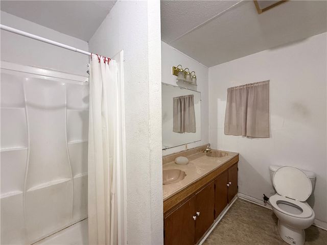 1633 Marguerite St, Corpus Christi, TX 78401