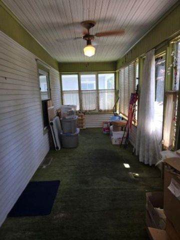 802 S Park Street, Owosso, MI 48867