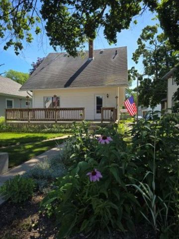 802 S Park Street, Owosso, MI 48867