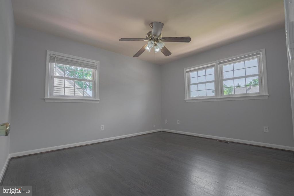 925 MONTROSE AVE, Laurel, MD 20707