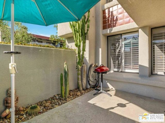 351 N Hermosa Drive 5D1, Palm Springs, CA 92262