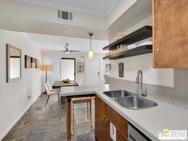 351 N Hermosa Drive 5D1, Palm Springs, CA 92262