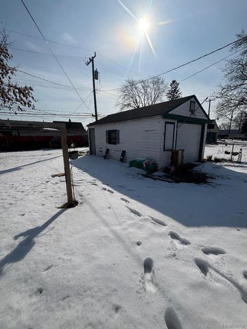 17370 Palmer Street, Melvindale, MI 48122