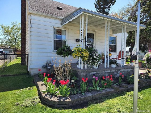 17370 Palmer Street, Melvindale, MI 48122