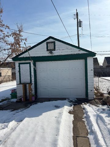 17370 Palmer Street, Melvindale, MI 48122